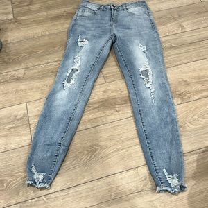 SHEIN ripped jeans nwot